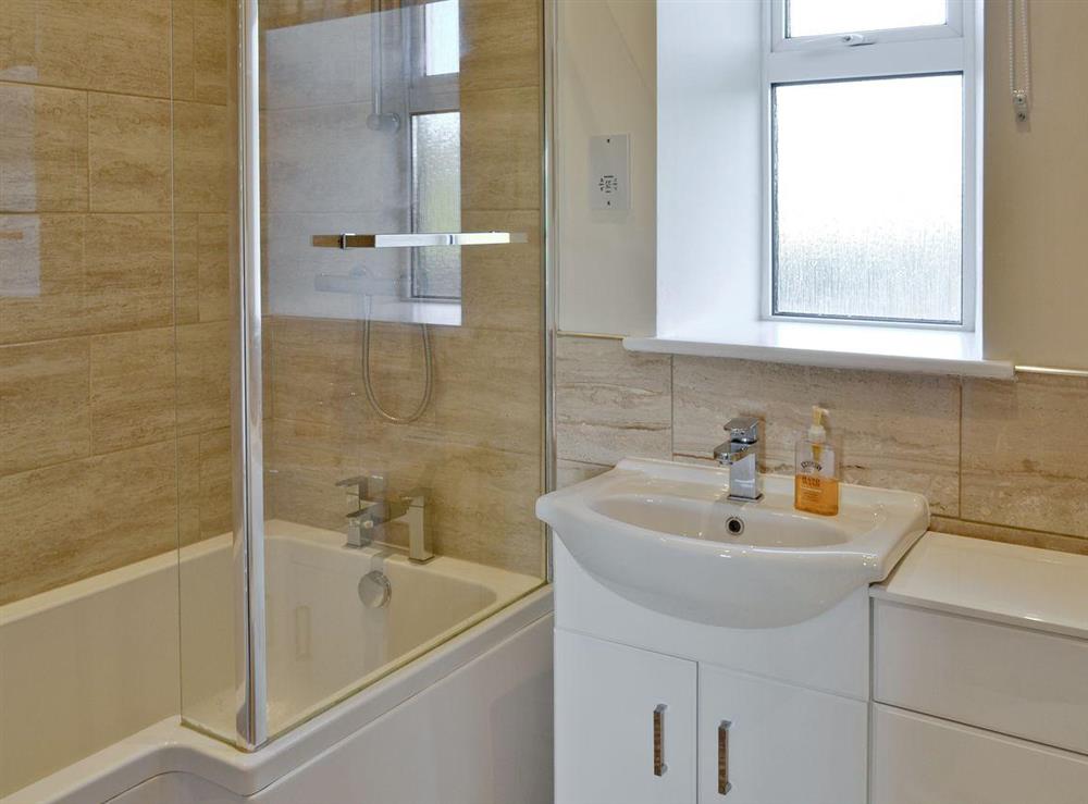 Contemporary bathroom at The Gable in Alnwick, Northumberland