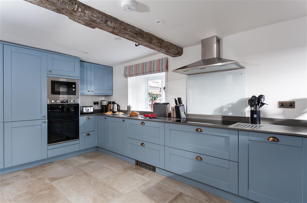 Kitchen with double electric hob at The Gables, Honeybourne