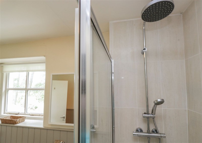 Bathroom at The Gameskeepers Cottage, Cartmel