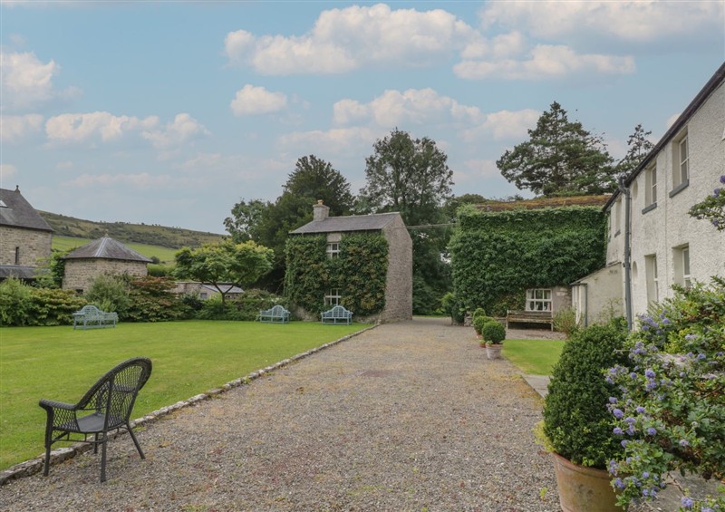 The garden at The Gameskeepers Cottage, Cartmel