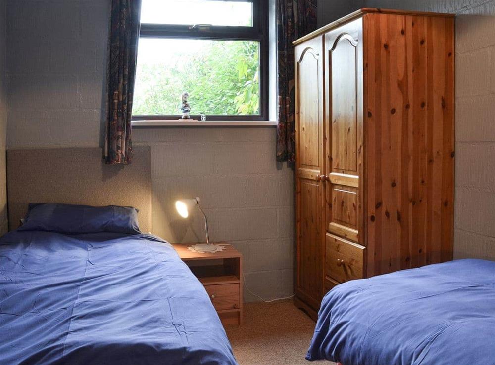 Twin bedroom at The Garden Lodge in Broadhembury, near Honiton, Devon