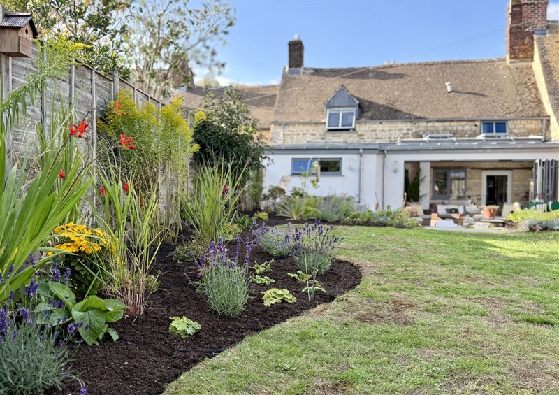 Enjoy the garden at The Garden Retreat, Winchcombe