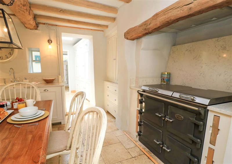 The kitchen (photo 2) at The Garden Retreat, Winchcombe