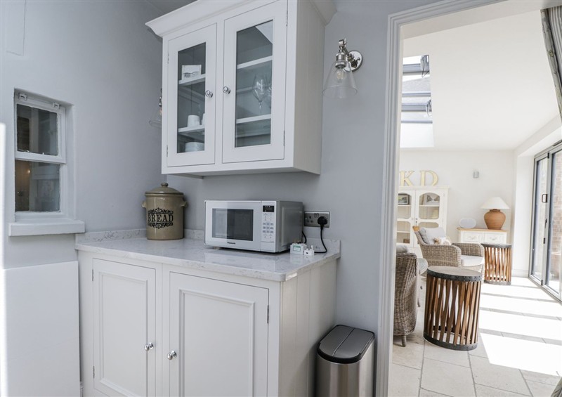 The kitchen at The Garden Retreat, Winchcombe