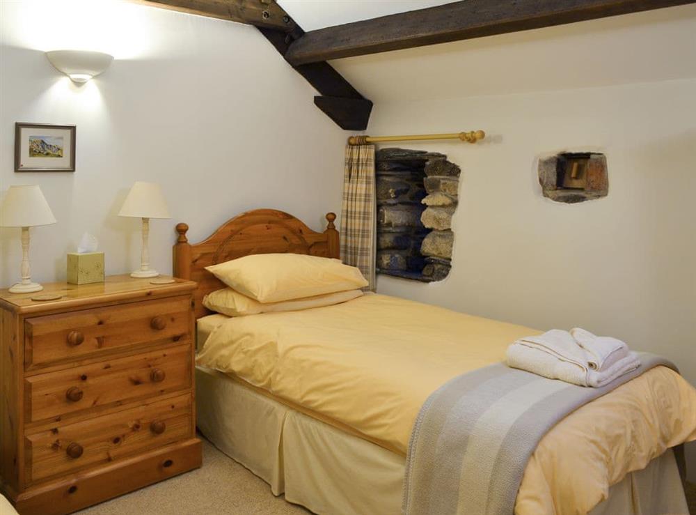 Cosy twin bedroom at The Garth in Penrith, Cumbria
