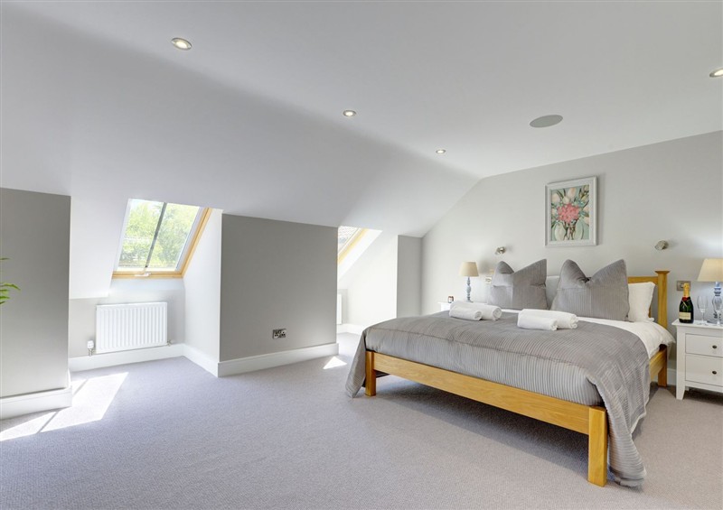 One of the bedrooms (photo 6) at The Gate House, Aldbrough St. John near Barton