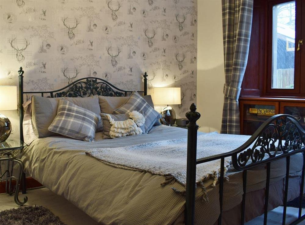 Elegant double bedroom at The Gate House in Markinch, near Glenrothes, Fife
