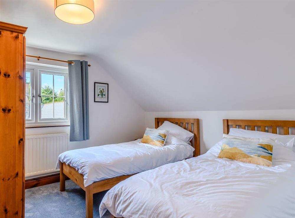 Twin bedroom at The Gatehouse in Castle Morris, Dyfed