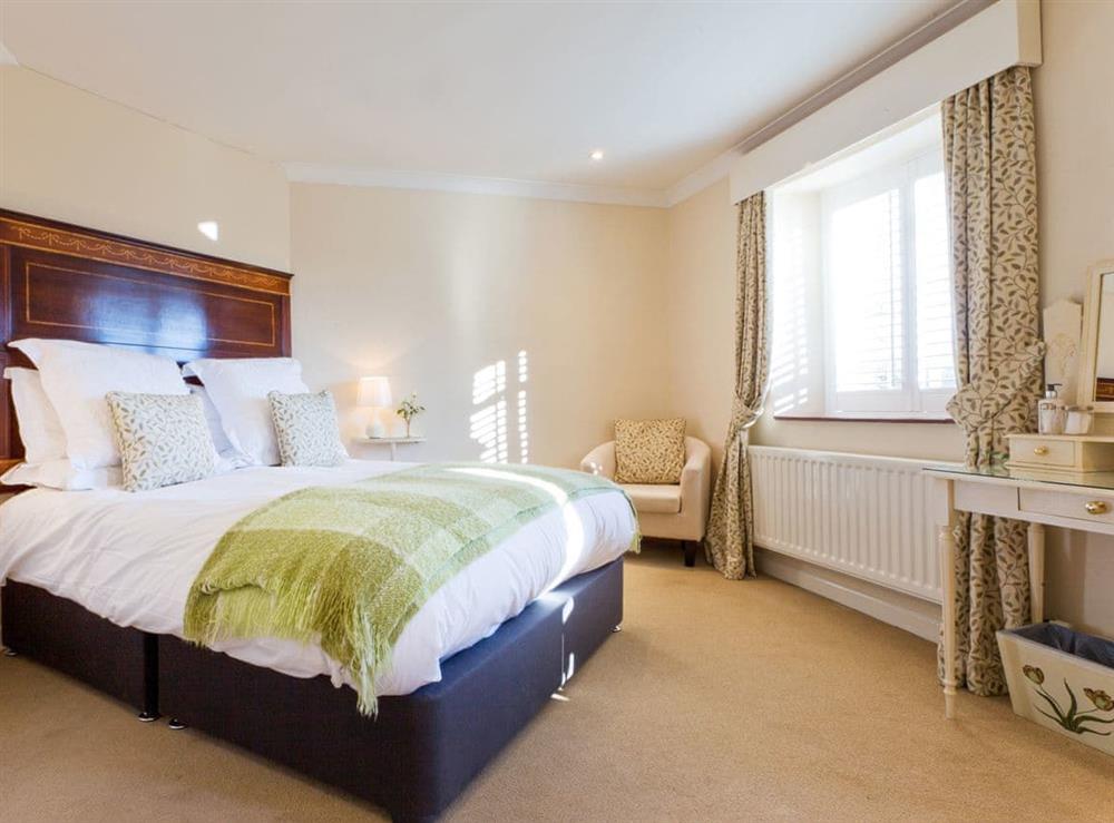 Double bedroom at The Gatehouse Cottage in Wells, Somerset
