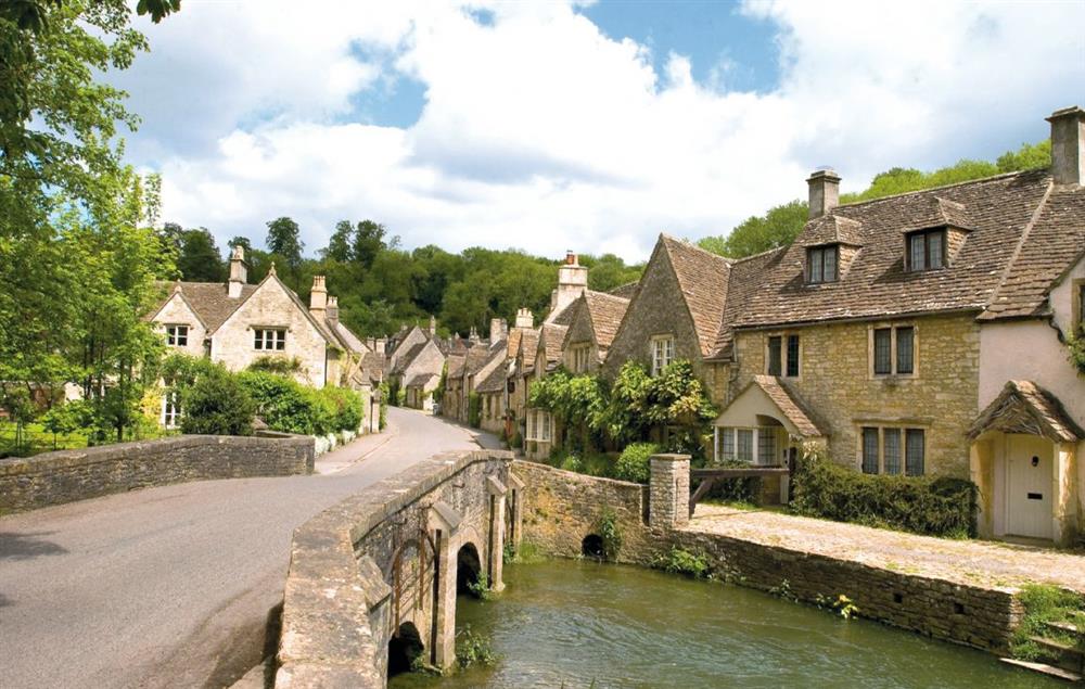 Voted England’s prettiest village, Castle Combe in the Cotswolds is the perfect destination should you wish to relax. All the buildings are listed and nestled in the wooded Cotswold valley; the peaceful, tranquil