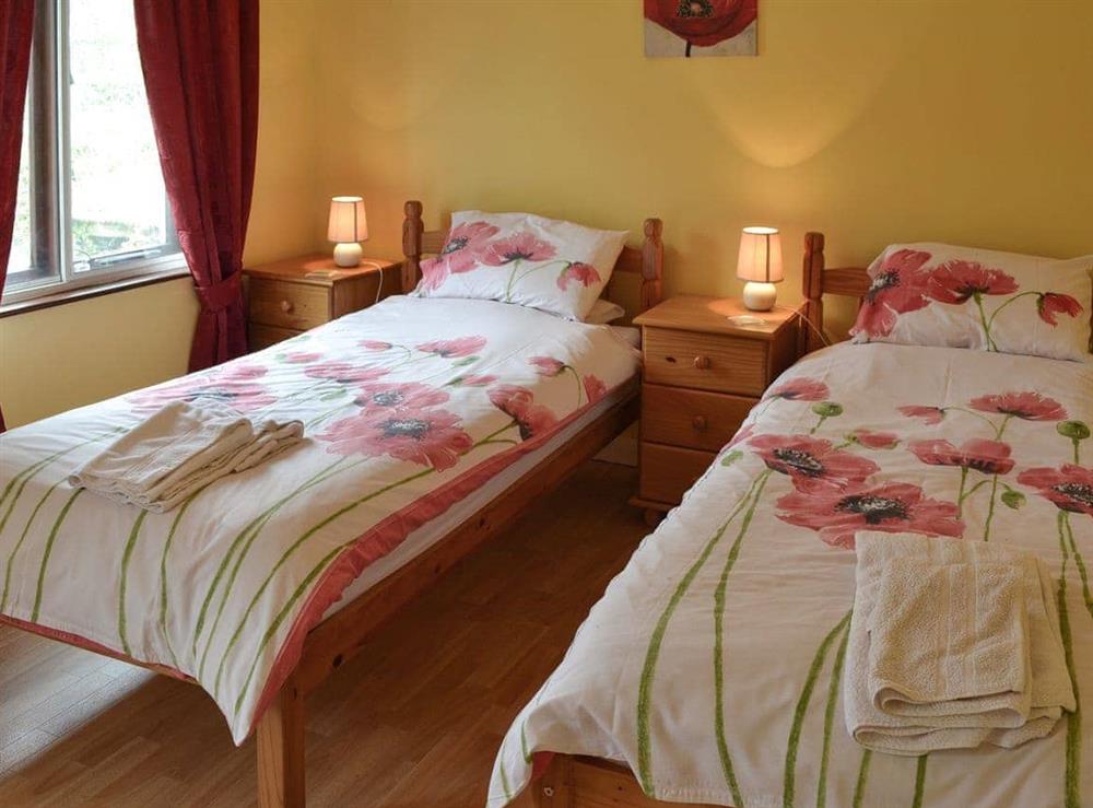 Twin bedroom at The Gazebo in Marazion, near Penzance, Cornwall