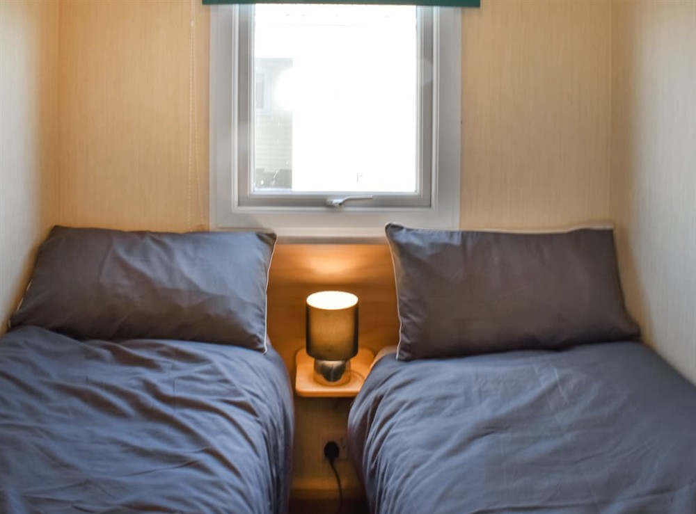 Twin bedroom