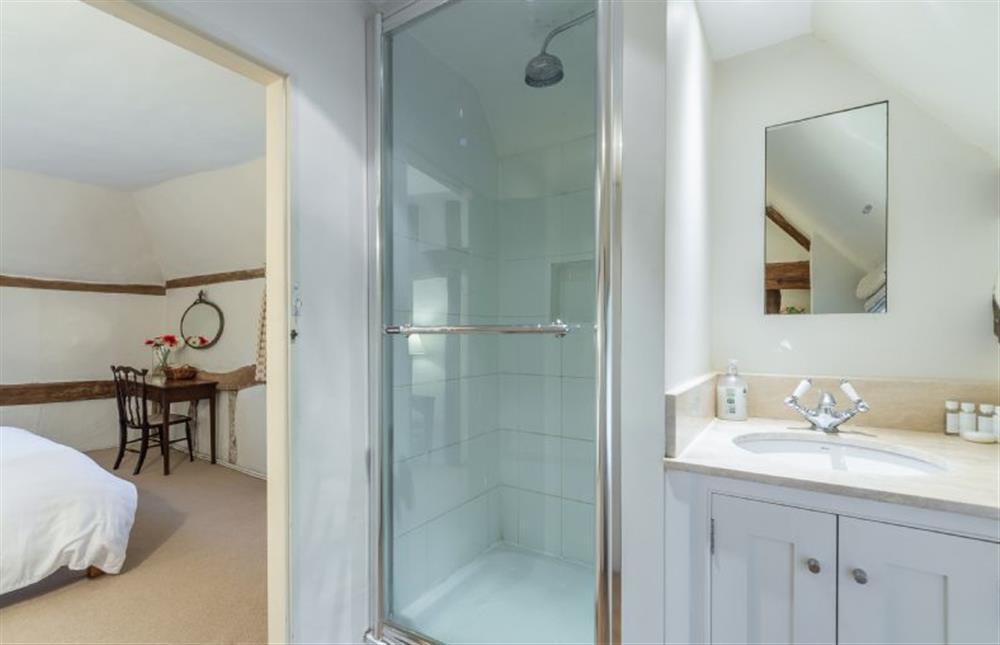 En-suite shower at The Gildhall, Higham