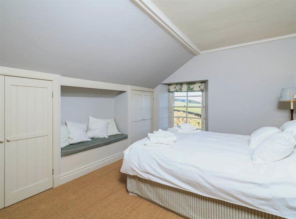 Charming double bedroom at The Glen Farmhouse in Shawhead, Dumfries., Dumfriesshire