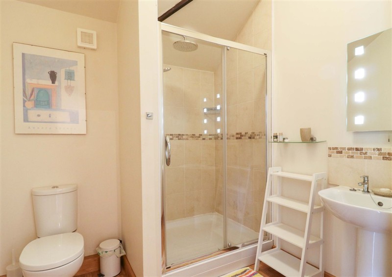 The bathroom at The Golden Cross, Mendham near Harleston