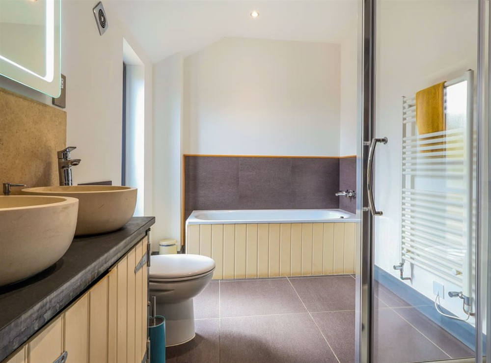 Bathroom (photo 2) at The Grain Dryer in Gloucester, Gloucestershire