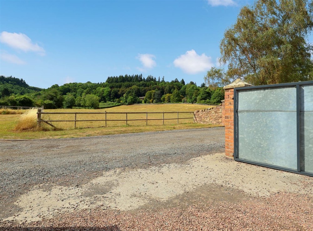 Driveway at The Grain Dryer in Gloucester, Gloucestershire