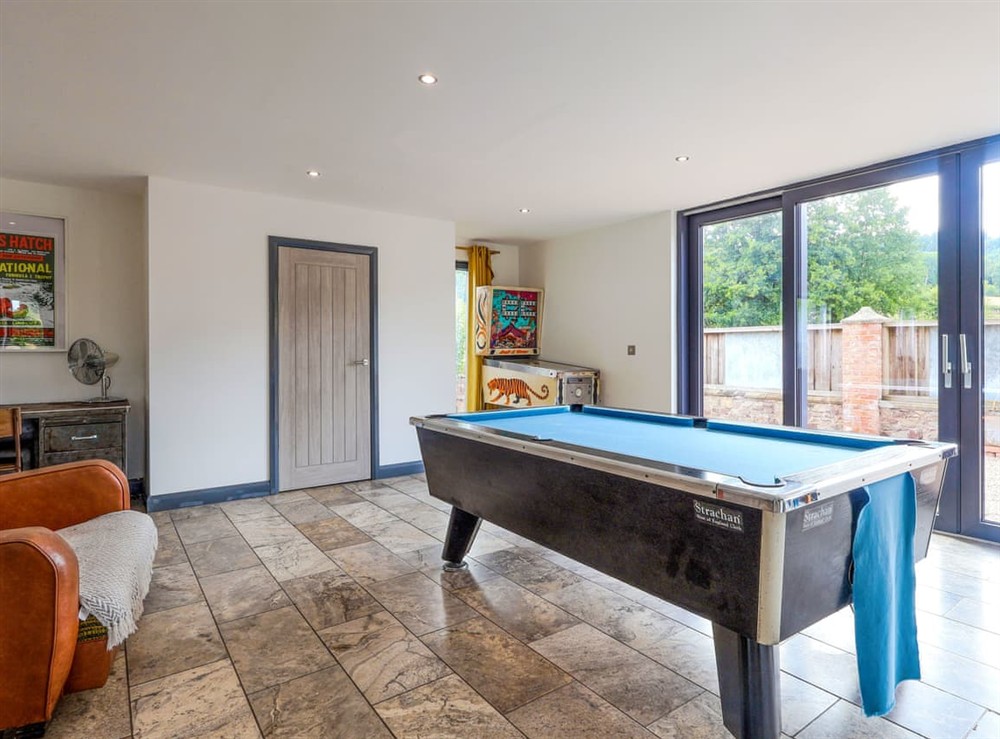 Open plan living space (photo 8) at The Grain Dryer in Gloucester, Gloucestershire
