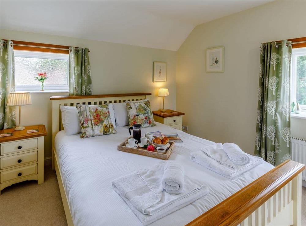 Spacious principal bedroom at The Granary in Aisby, Grantham, Lincolnshire