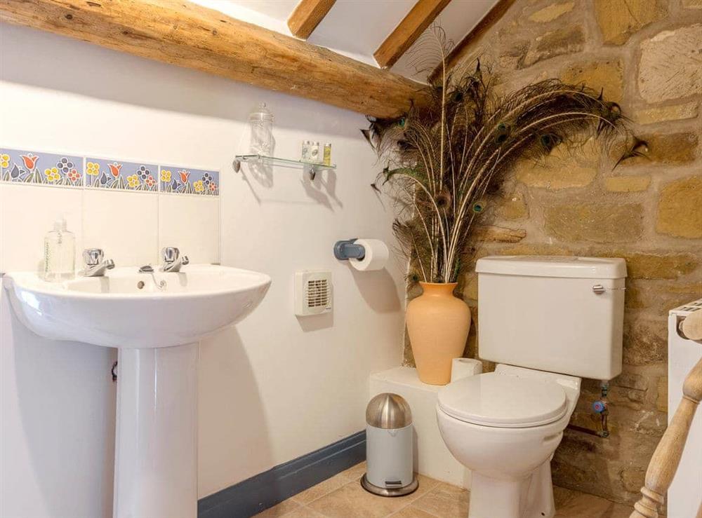 En-suite bathroom (photo 2) at The Granary in Bilsdale, near Helmsley, North Yorkshire