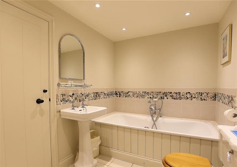This is the bathroom at The Granary, Bourton-On-The-Water