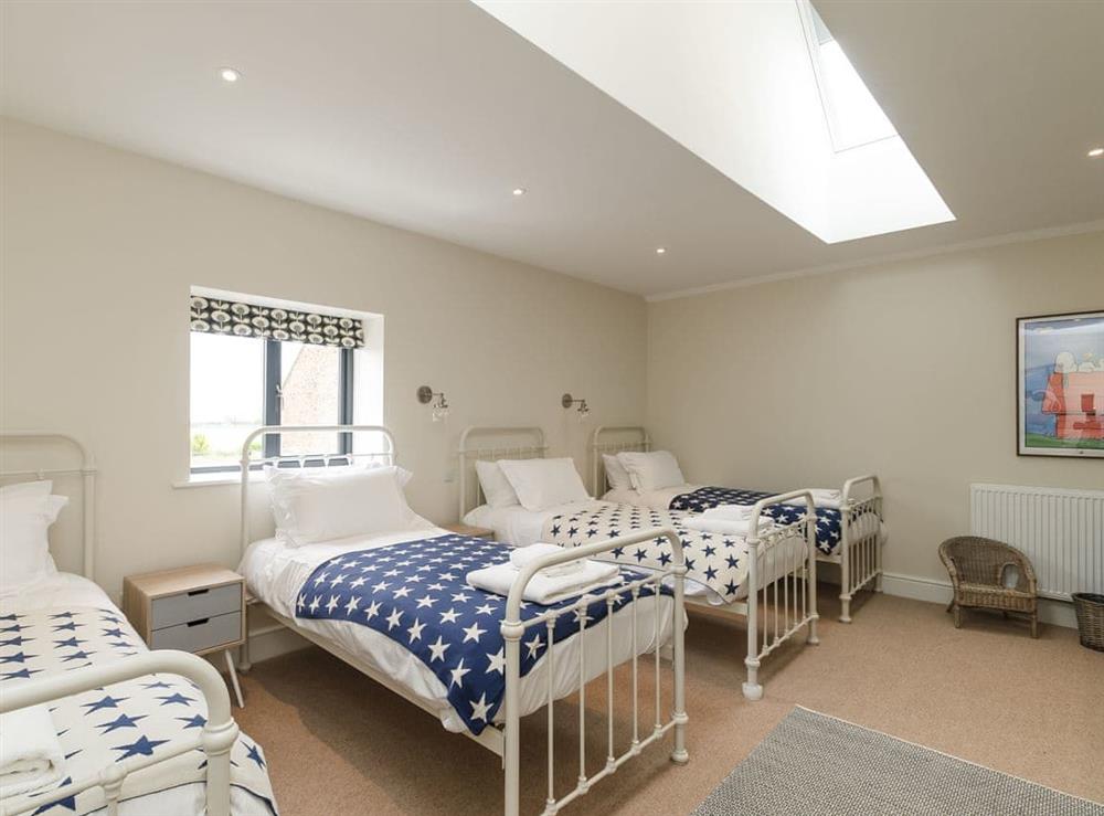 Shared bedroom (photo 2) at The Granary in Long Marston, near York, North Yorkshire