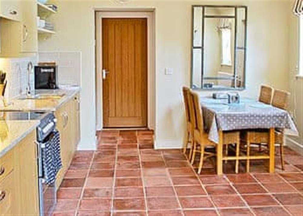 Open plan living/dining room/kitchen (photo 4) at The Granary in Thrandeston, Diss, Suffolk
