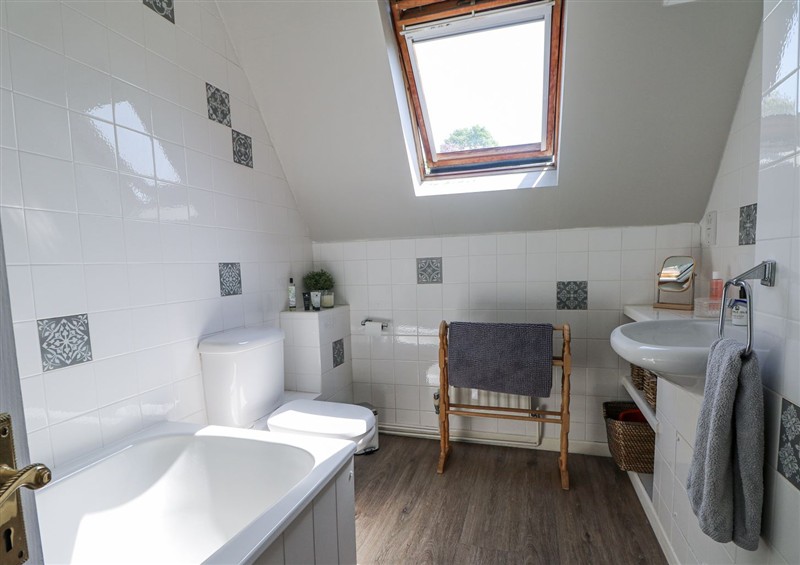 The bathroom (photo 2) at The Granary, Upper Swanmore near Swanmore