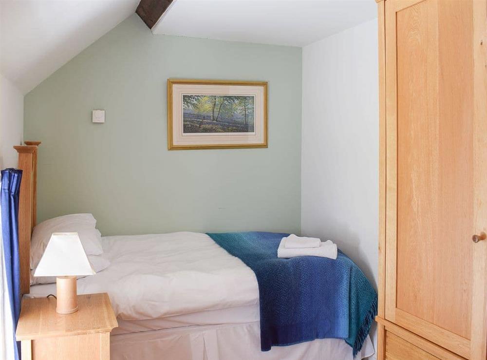 Well appointed twin bedroom at The Granary in Westerdale, near Castleton, North Yorkshire