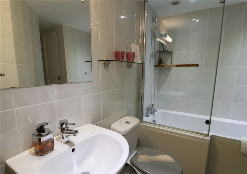 The bathroom at The Granary, Wyke Nr Axminster
