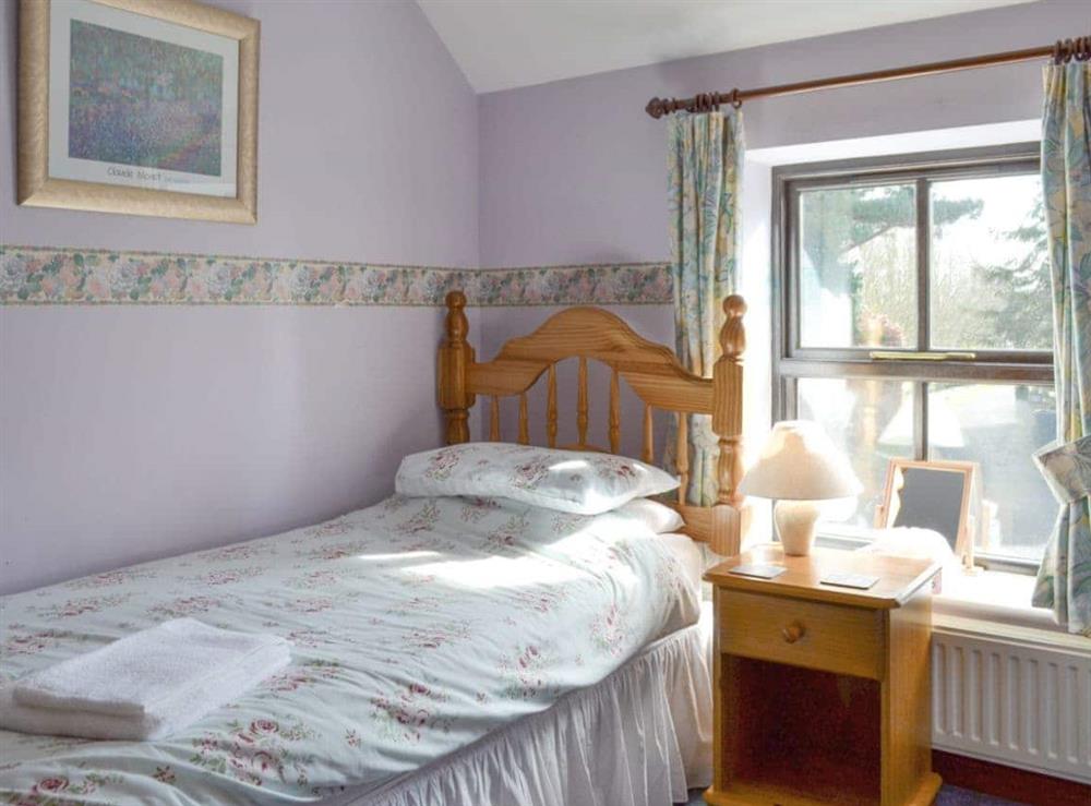 Comfortable single bedroom at The Granary in York, North Yorkshire