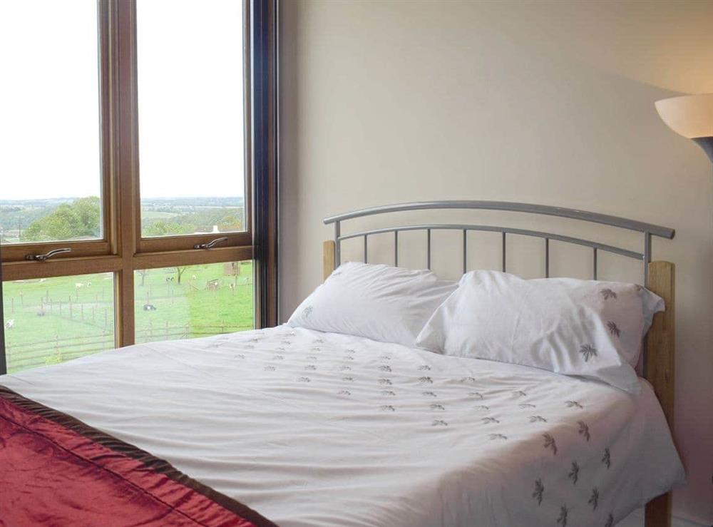 Inviting double bedroom at The Grange in Hope-under-Dinmore, near Leominster, Herefordshire