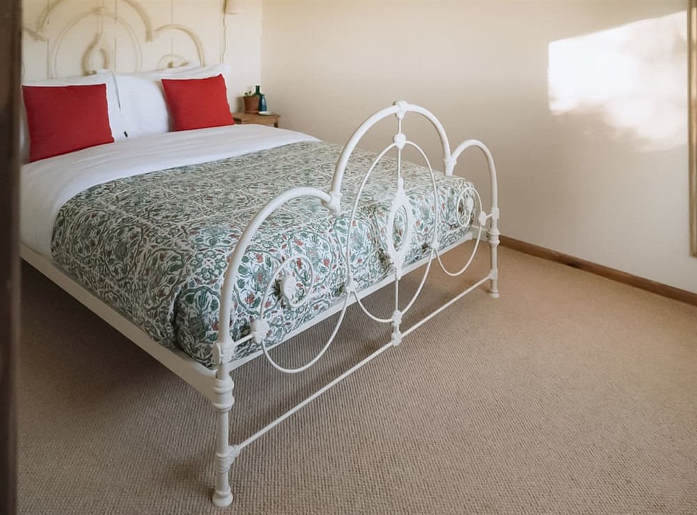 Double bedroom at The Green One On The End in Thurton, Norfolk