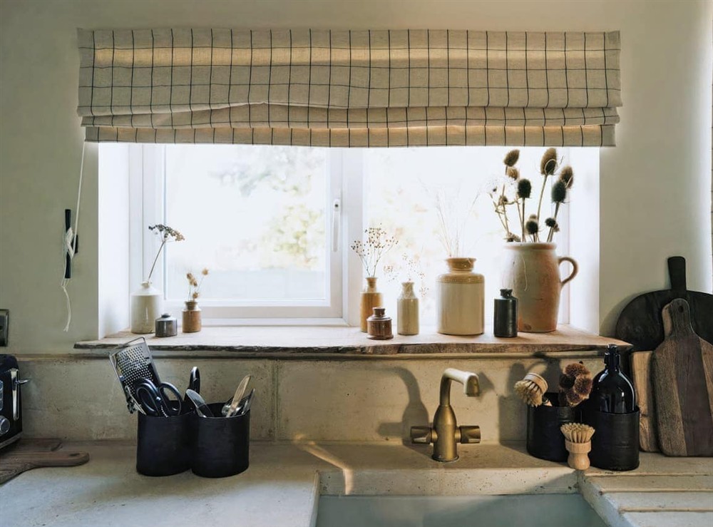 Kitchen at The Green One On The End in Thurton, Norfolk