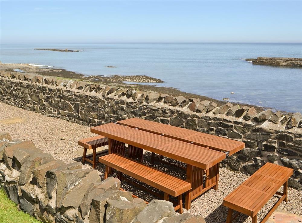 Sitting-out-area at The Haven in Craster near Alnwick, Northumberland