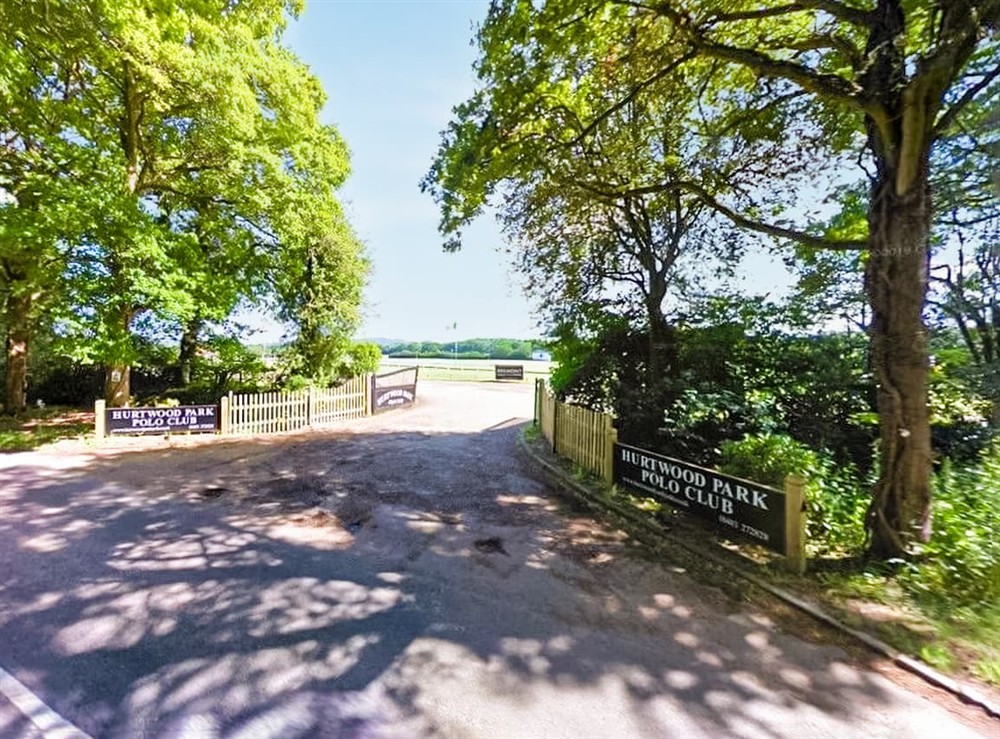 Outdoor area (photo 8) at The Haybarn in Ewhurst, Surrey