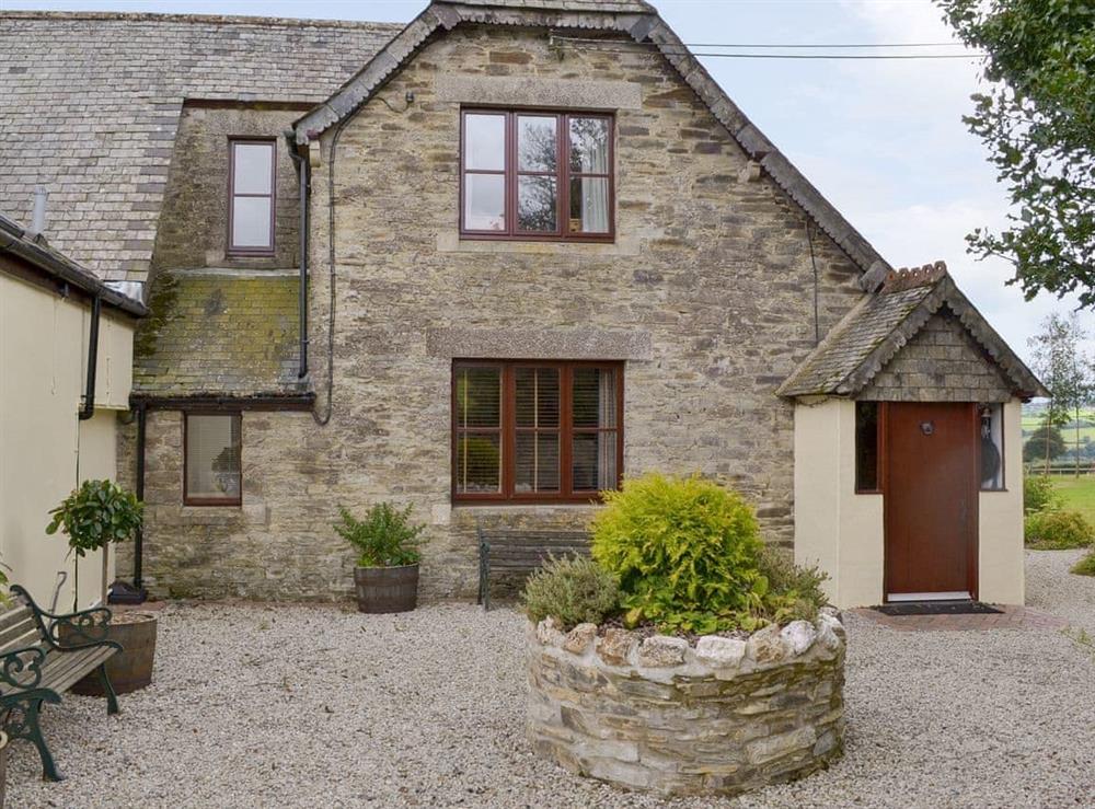 Attractive stone-built holiday home at The Headmasters Cottage in South Hill, near Callington, Cornwall