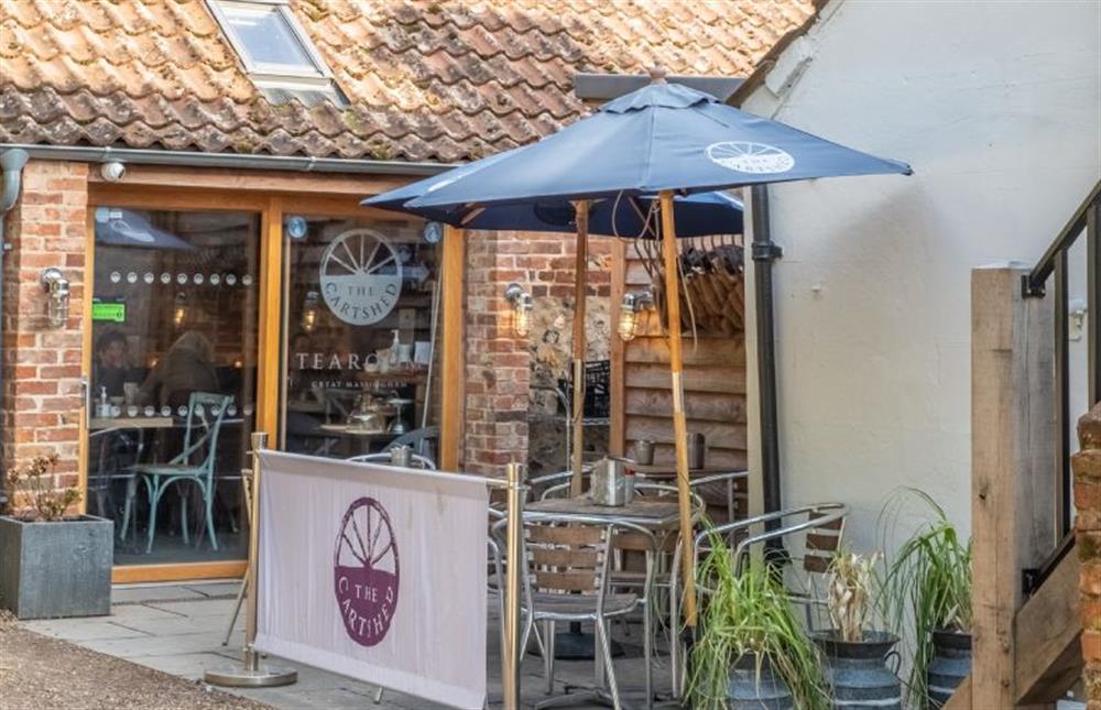 Great Massingham: The  Cart Shed coffee shop is right on ftthe doorstep ’