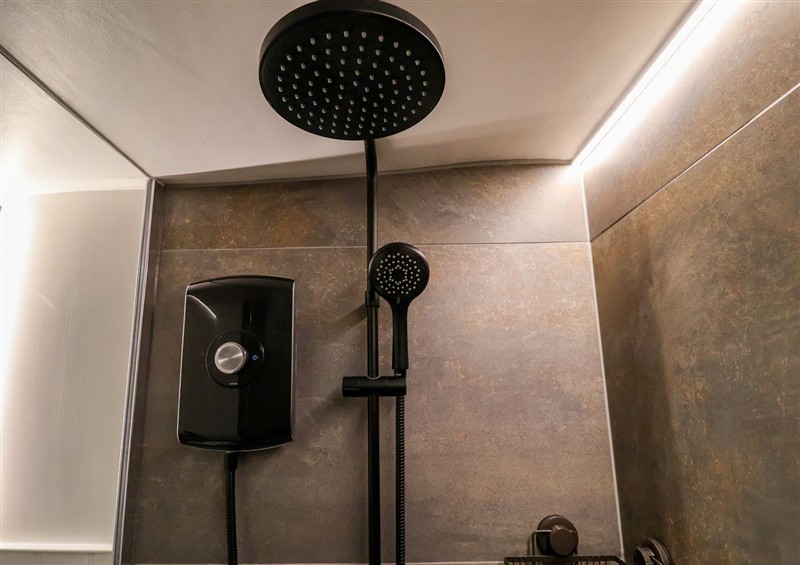 The bathroom at The Hideaway, Saxmundham
