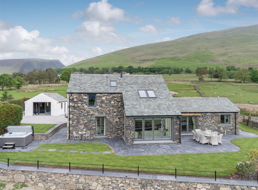 Detached holiday home surrounded by stunning countryside at The Hoggest and Annexe in Threlkeld, near Keswick, Cumbria