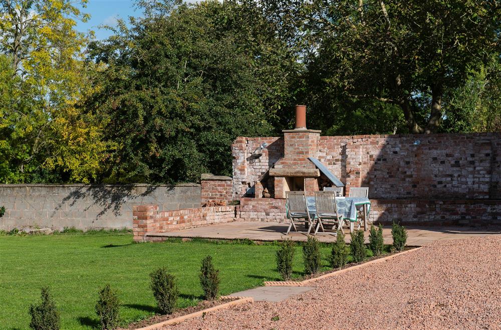 The brick chimney makes for the perfect barbecue or to savour those late summer evenings at The Hop Kiln, Bosbury