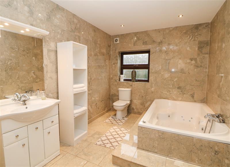 The bathroom (photo 2) at The House at The Sitwell Arms, Renishaw