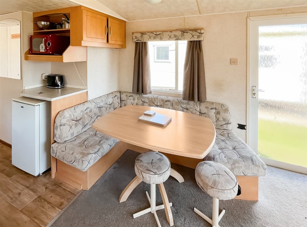 Open plan living space (photo 4) at The Hunters Haven in Skegness, Lincolnshire