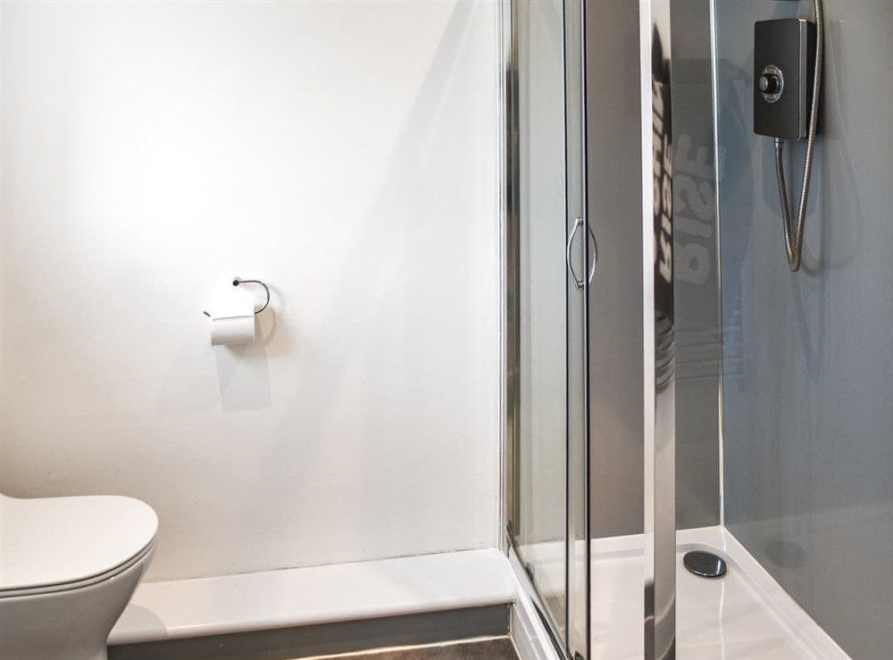 Bathroom at The Ivy Bungalow in Little Dunham, near Kings Lynn, Norfolk