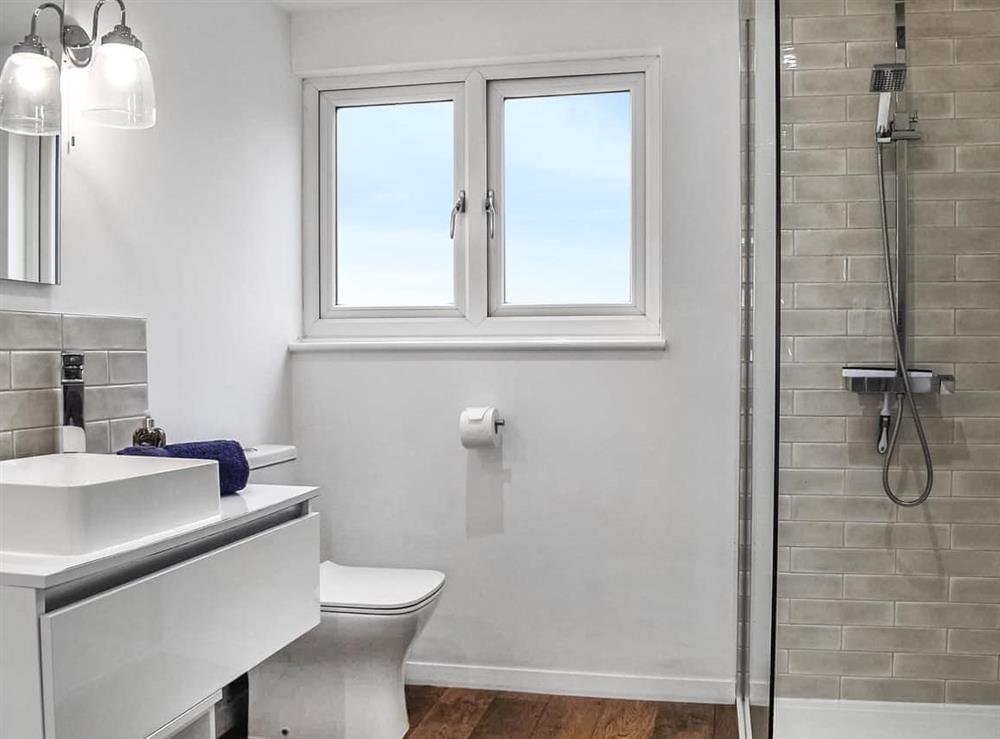 Bathroom at The Knot in Fowey, Cornwall