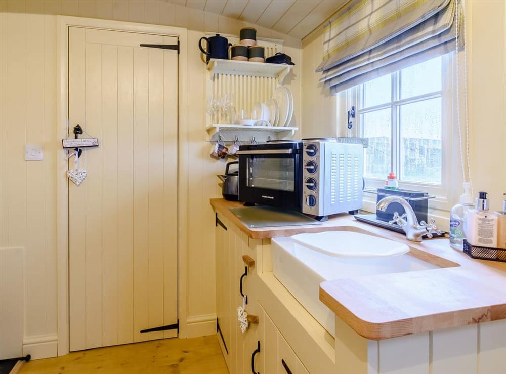 Fully appointed fitted kitchen area at The Lambing Shed in South Hiendley, near Hemsworth, West Yorkshire