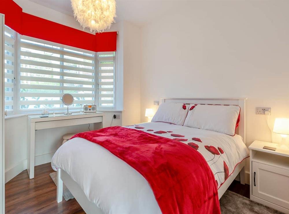 Double bedroom at The Laurels in Goodwick, Dyfed