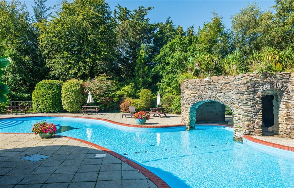 Spend some time in the pool at The Lawns No.5 in Modbury