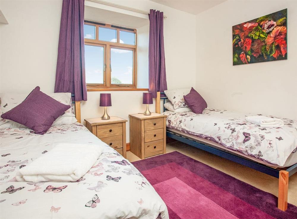 Twin bedroom at The Linhay in Near Salcombe, Devon