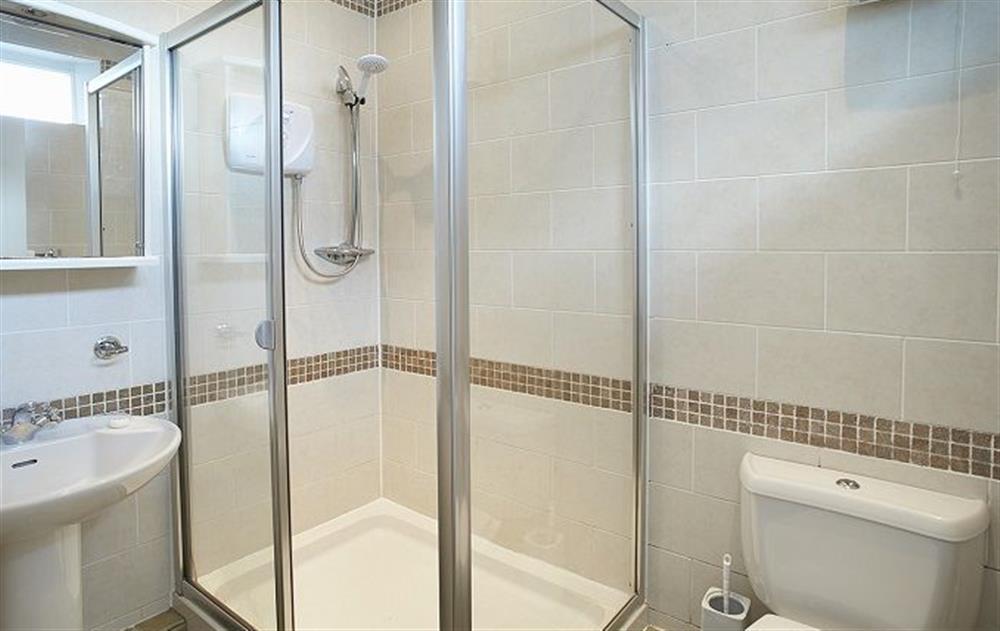 Ground floor: Double sized shower room with wc at The Link, Cromer Lighthouse